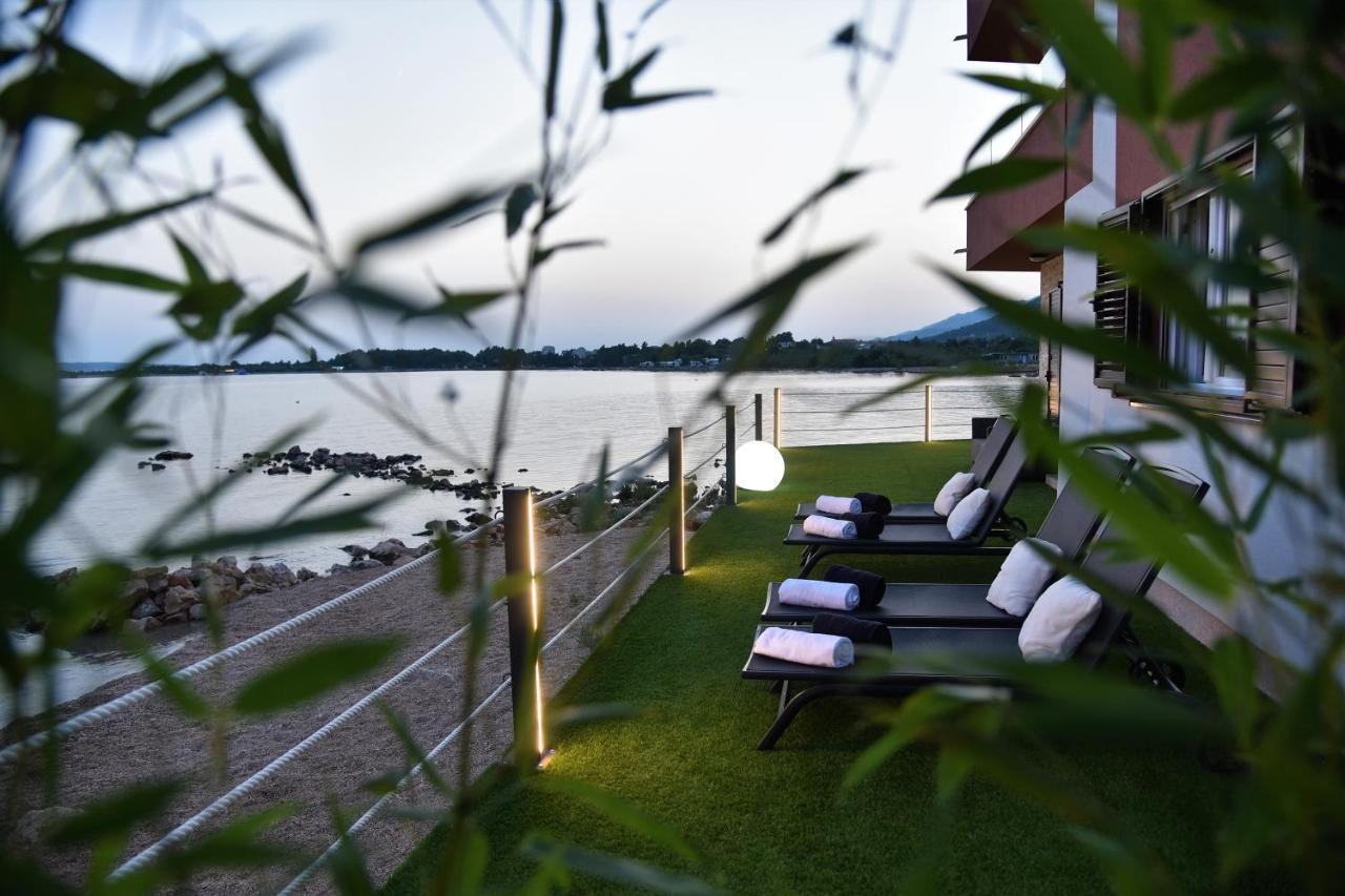 Beach Apartment Paklenica Seline Exterior foto